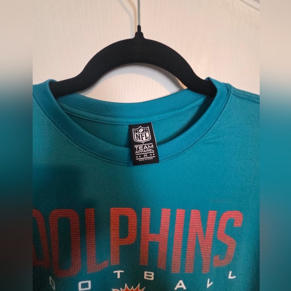 Miami Dophins Ultra Game Men's NFL Game Day Long Sleeve T-Shirt Size M - Picture 2 of 10